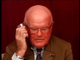 Alte Fotze und junges Mädchen im Wald